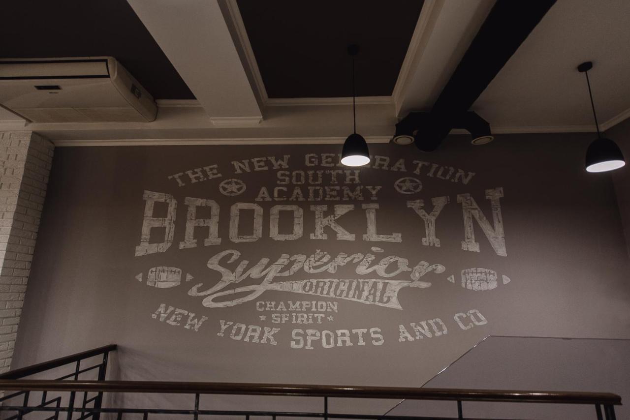 Brooklyn Hotel *